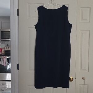 Elegant Black Sleeveless Dress